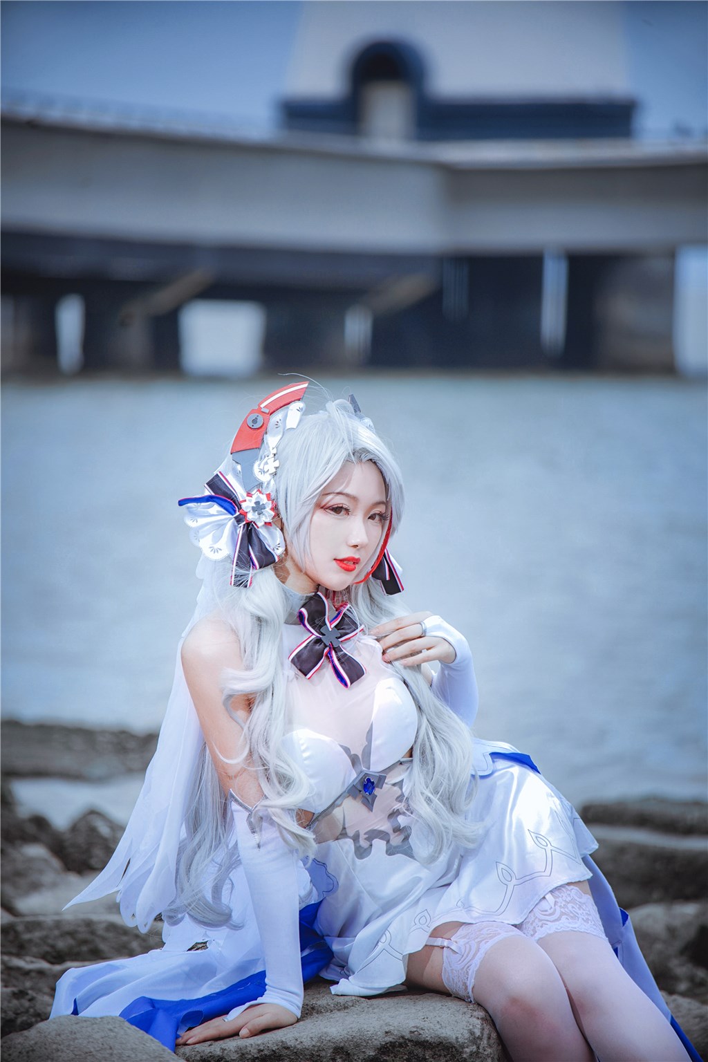 海角社区登录绝美欲火录:捕捉每个夜晚中闪烁着禁忌与撩情火花的秘密